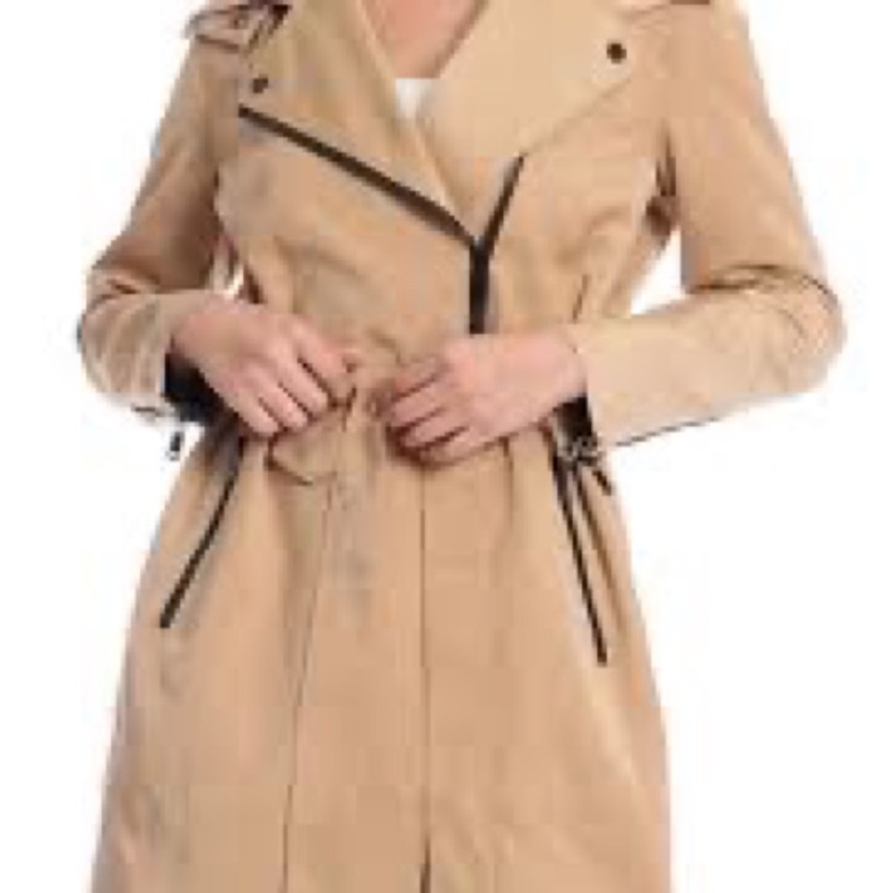 Avec Les Filles Belted Moto Rain Jacket In Camel